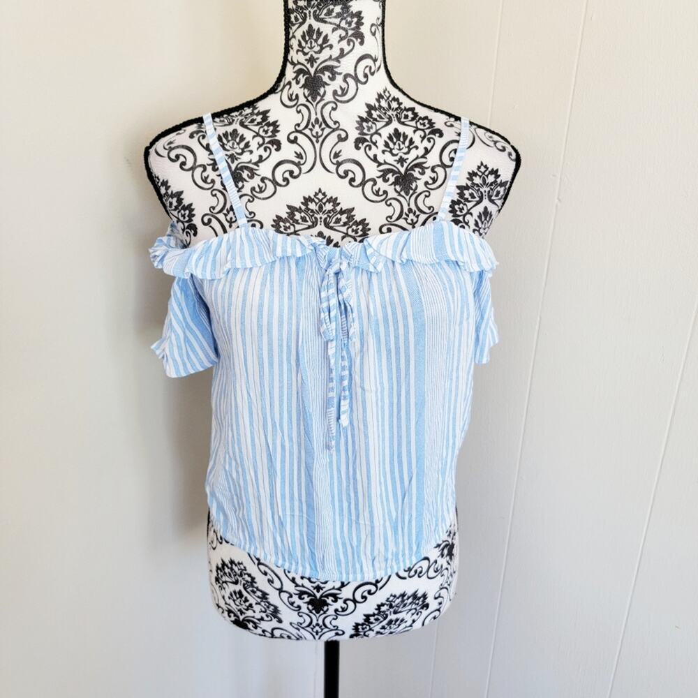 Alcott‎ Off Shoulder Striped Crop Top